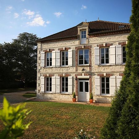 Les Reves De Flamboin Bed and Breakfast Gouaix Εξωτερικό φωτογραφία