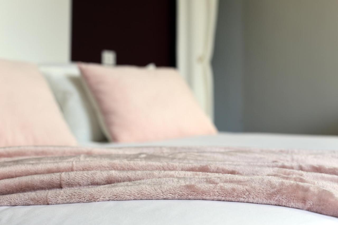 Les Reves De Flamboin Bed and Breakfast Gouaix Εξωτερικό φωτογραφία