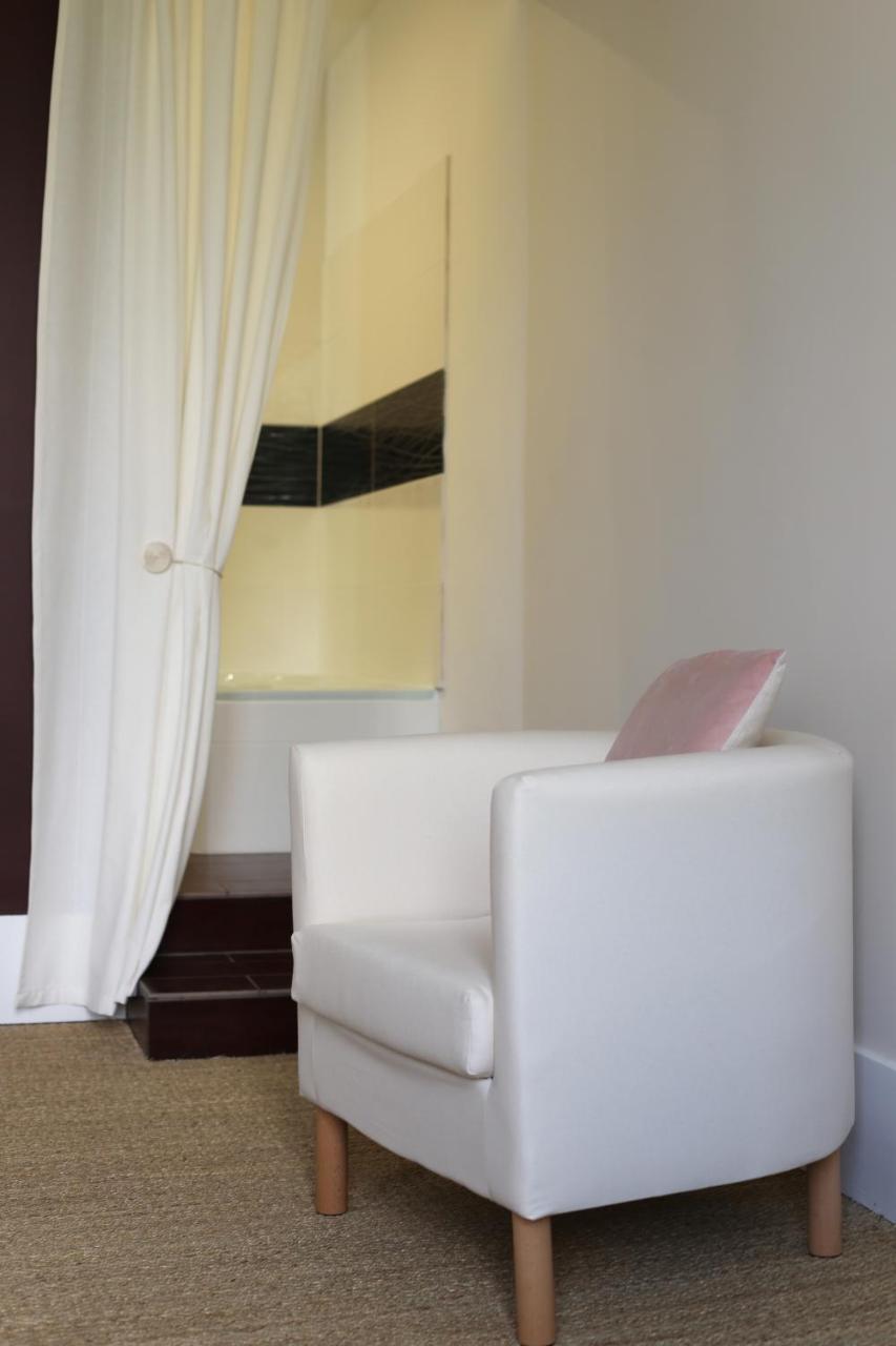 Les Reves De Flamboin Bed and Breakfast Gouaix Εξωτερικό φωτογραφία